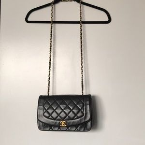 Vintage Diana Chanel flap bag-excellent condition
